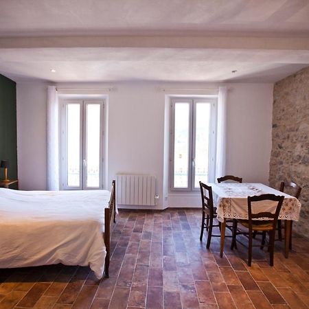 Hotel De La Place Mezel  Esterno foto