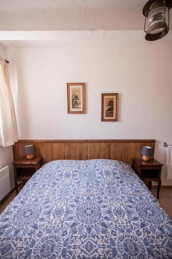 Hotel De La Place Mezel  Esterno foto